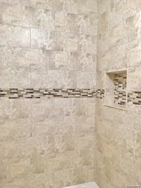 Building Photo - 954 Bloomfield Village Blvd