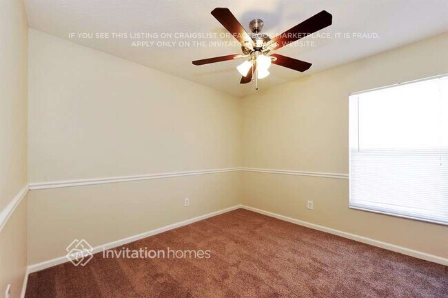 Building Photo - 10408 Hunters Haven Blvd