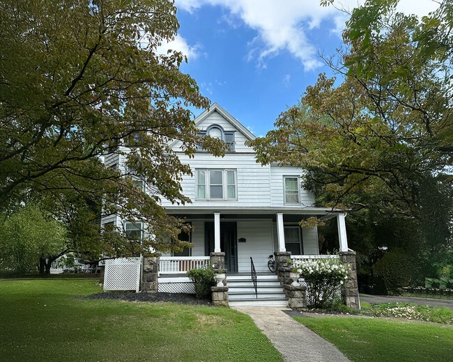 Primary Photo - 137 Closter Dock Rd