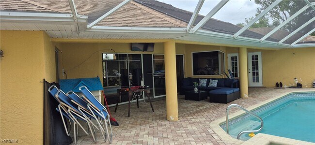 Building Photo - 505 Causeway Dr