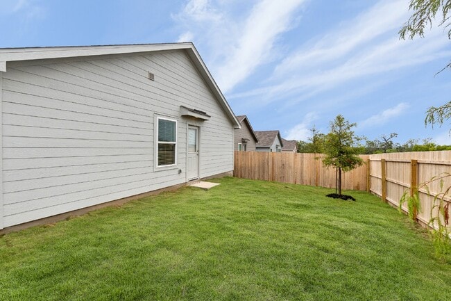 Building Photo - 10507 Bending Dr