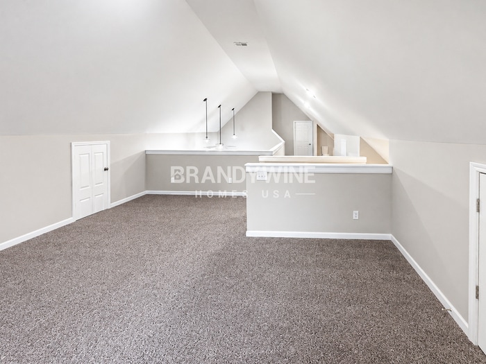 Building Photo - 2704 Deer Glade Ln
