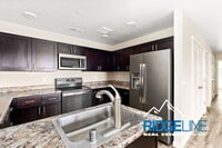 Building Photo - 1116 American Ave