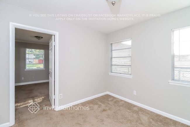 Building Photo - 2809 W Boyce Ave