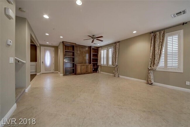 Building Photo - 3144 Whitfeild Ave