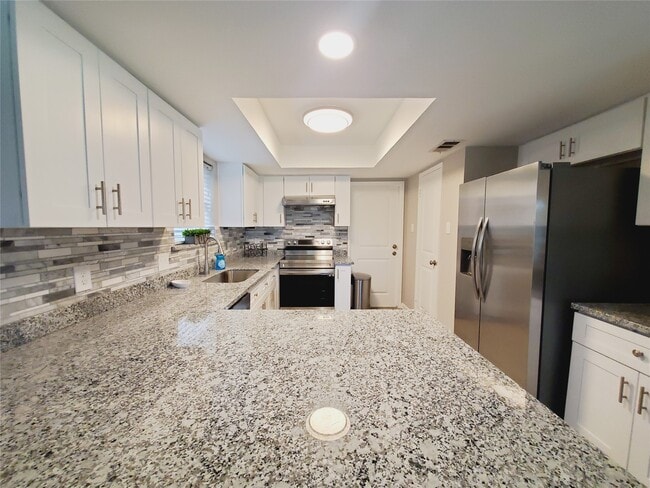 Building Photo - 2518 Sage Brush Ln