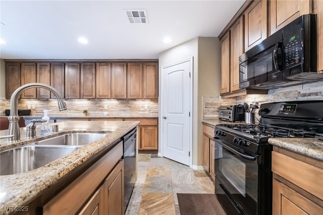 Building Photo - 10953 Toscano Gardens St