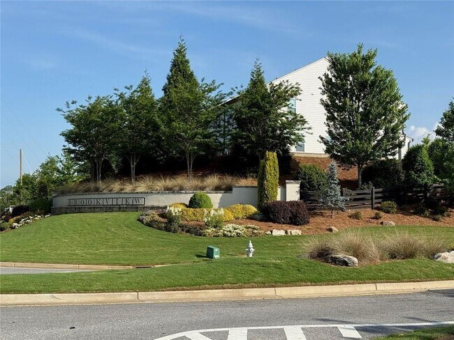 Building Photo - 5575 Coltman Dr