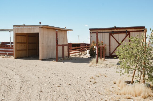 Building Photo - 1381 Soledad Ave