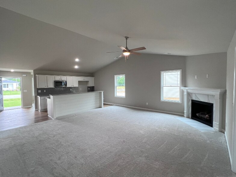 Building Photo - 26 Flatland Dr