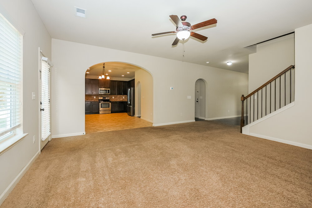 Building Photo - 917 Piedmont Dr