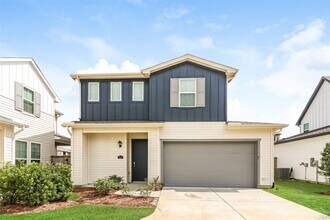 Building Photo - 9835 Willow Creek Commerce Dr