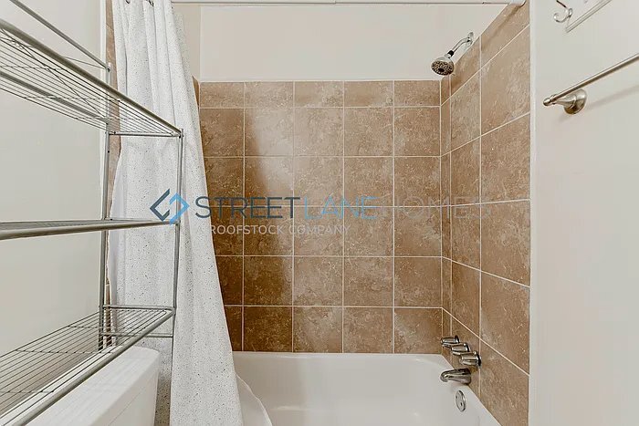 Building Photo - 4205 Mildred Ave