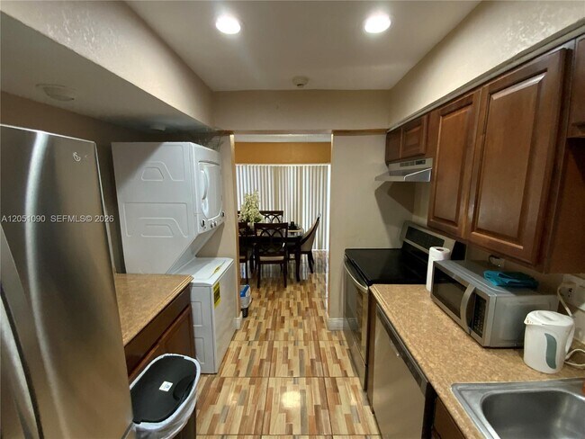 Building Photo - 2215 NW 59th Ave