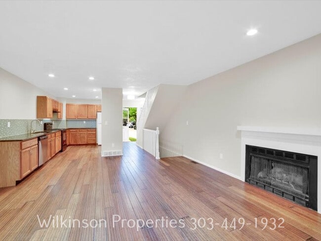 Building Photo - 2020 Gyros Cir