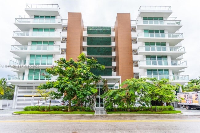 Building Photo - 1150 102nd St