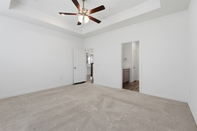 Building Photo - 14383 Cedar Shadow Dr