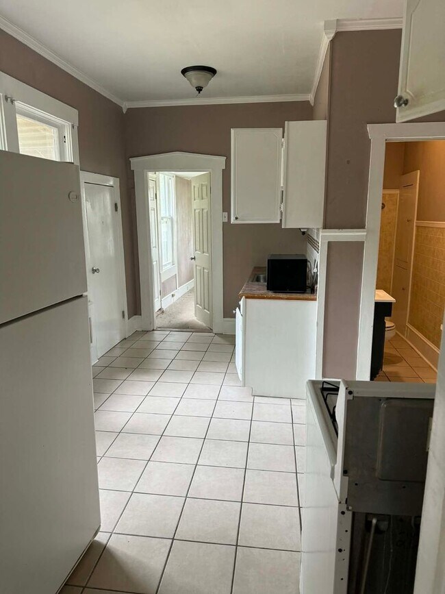 Building Photo - 409 Rutherford St