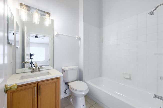 Building Photo - 1150 Vineland Pl