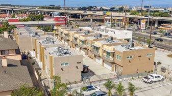 Building Photo - 11418 S Inglewood Ave
