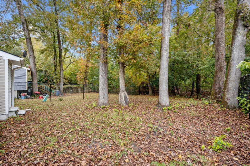 Building Photo - 2414 Educational Dr