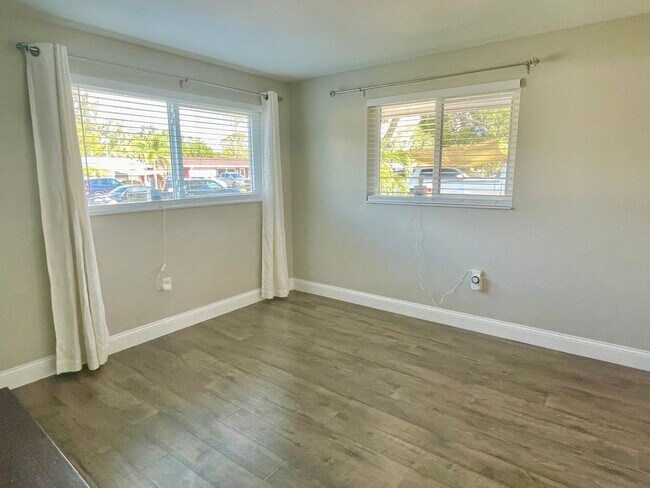 Building Photo - Newly Remodeled 3 Bedroom 2 Bathroom House...