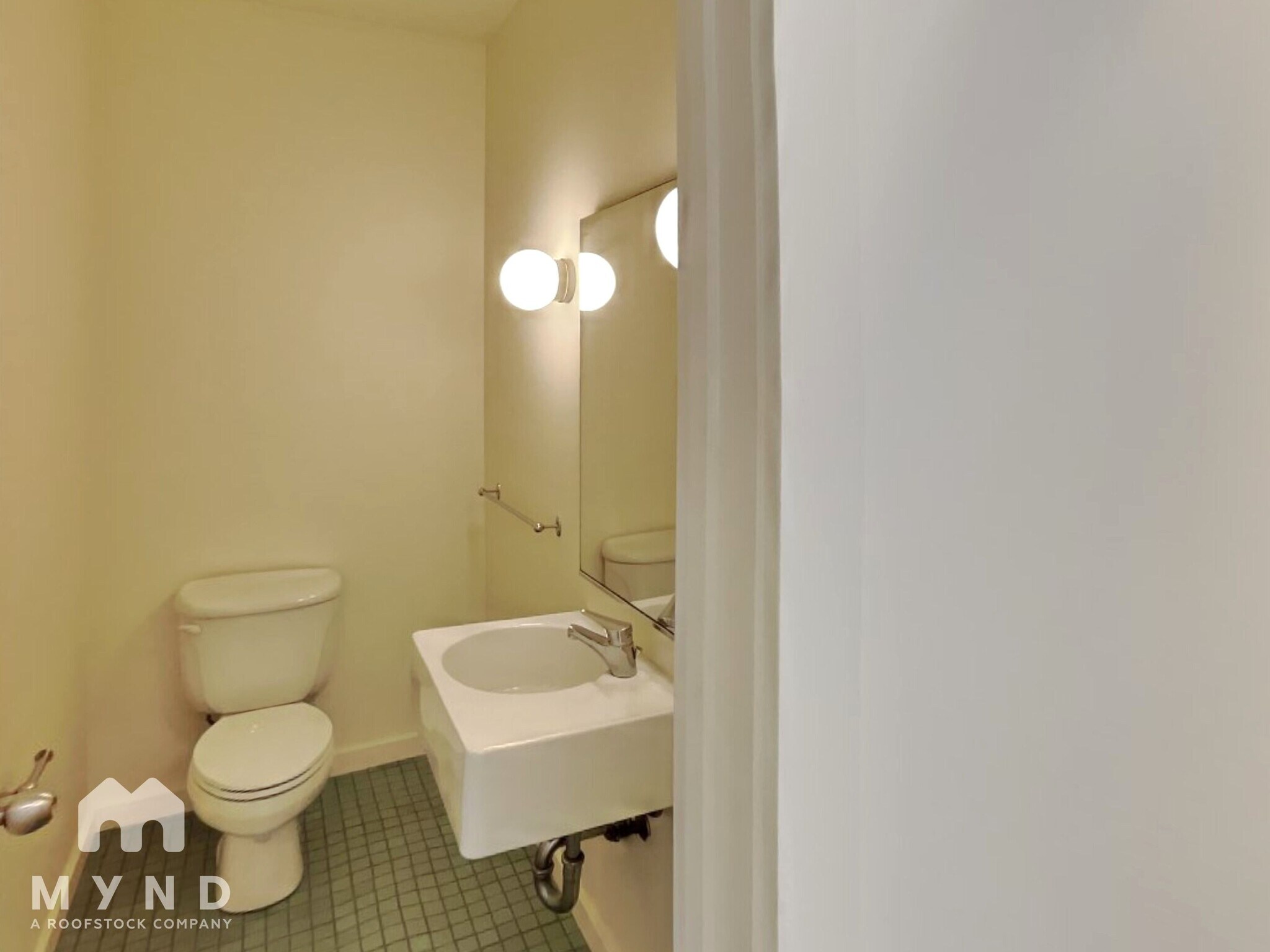 Building Photo - 1222 32nd St