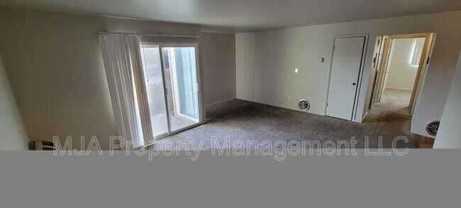 Building Photo - 2640 W 3800 S