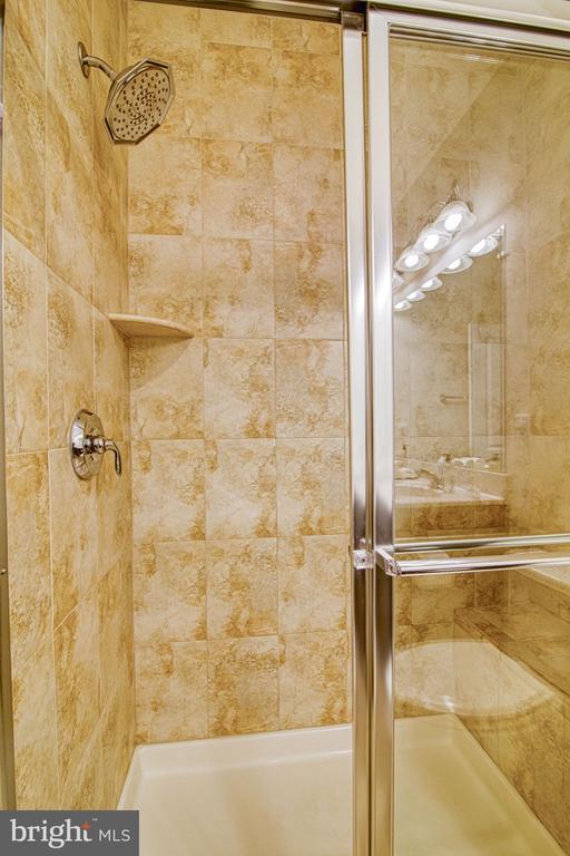 Building Photo - 6034 Camerons Ferry Dr