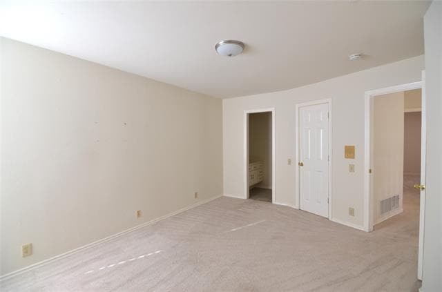 Building Photo - 7000 Ivory Ct