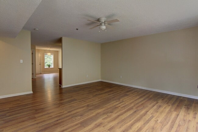 Building Photo - 1850 Cedar Shoals Dr