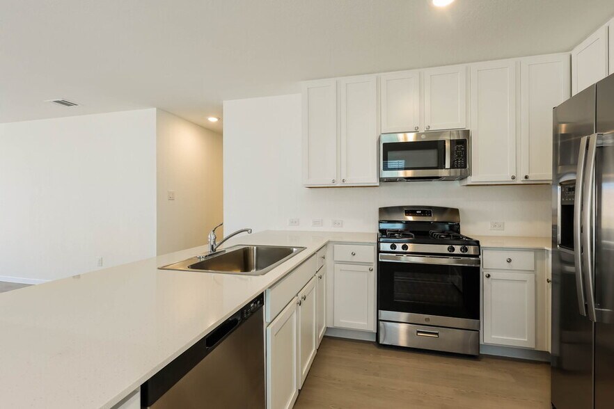 Building Photo - 449 Payton Pl