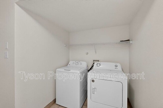 Building Photo - 6126 Costa Brava Ave NW
