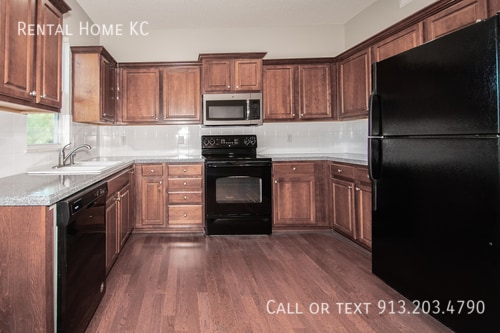 Building Photo - 7420 McCoy St