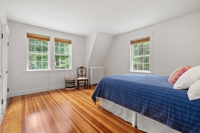 Building Photo - 81 Avalon Rd