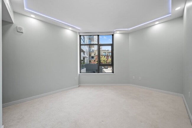 Building Photo - 1441 Ninth Ave