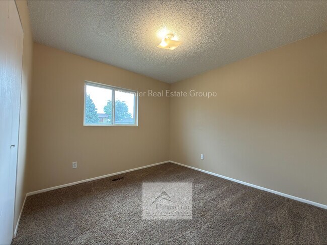 Building Photo - 334 Maram Way