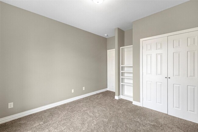 Building Photo - 7638 Bronze Trail Dr