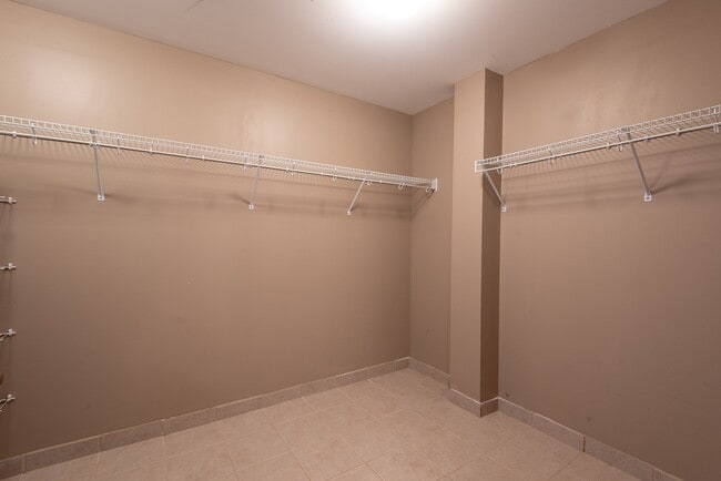 Building Photo - 2 Story Luxury Loft