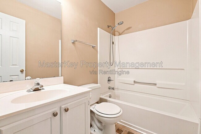 Building Photo - 217 Riverwalk Cir
