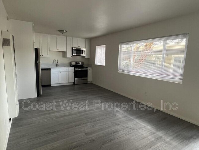 Building Photo - 1361 Grand Ave