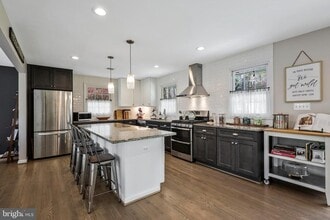 Building Photo - 3113 Woodland Ln