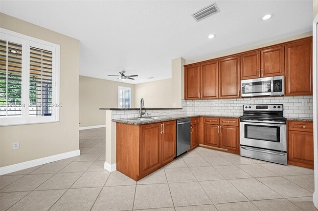 Building Photo - 2784 SW 129th Terrace