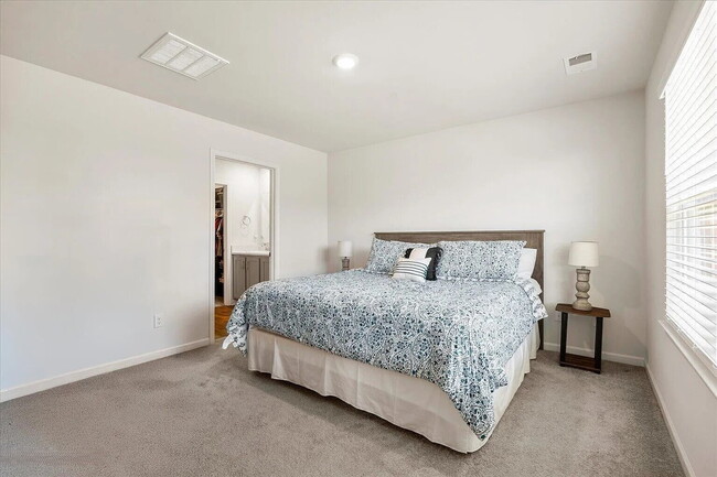 Building Photo - Beautiful 3-Bedroom Home for Rent in Seabr...