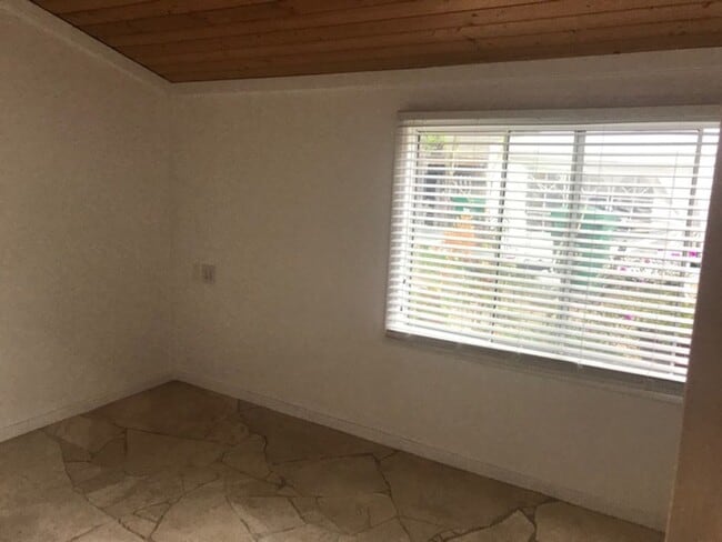 Building Photo - 21080 Laguna Canyon Rd