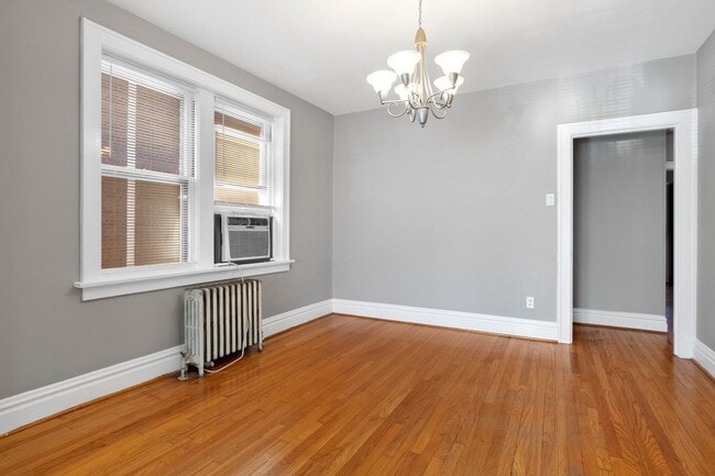 Building Photo - 4955 Tholozan Ave