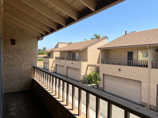 Building Photo - 5581 Crescent Ave