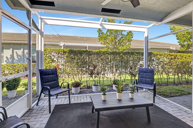 Building Photo - 14481 Highland Center Way