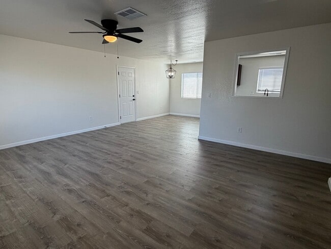 Building Photo - 1762 Willis St