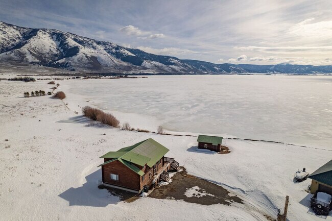 Building Photo - 5406 Henrys Lake Rd